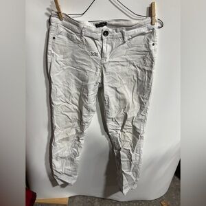 #3030-Elegant White Ankle Jeans